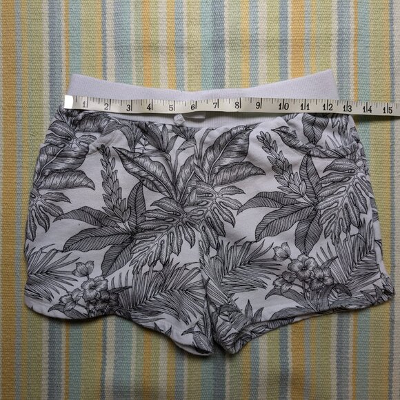 ⭐ Girl's Janie & Jack Terry shorts size 10 - Picture 4 of 11